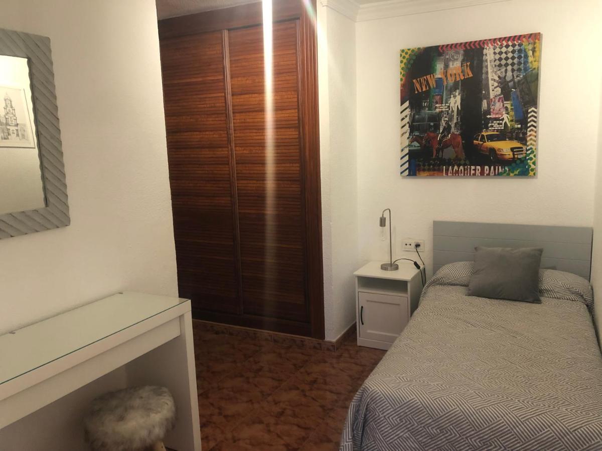 Апартаменти Piso En Pedregalejo A 50M De La Playa. Малага Екстер'єр фото